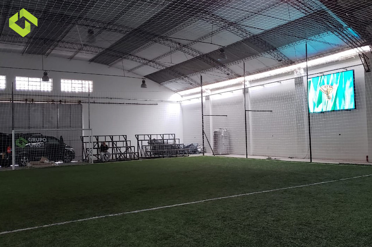 Interesante innovación del Club Villa del Parque Necochea. Pantalla P5 + escalador.