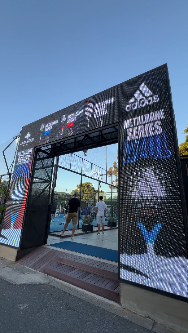 Tecnología LED de gran impacto para Lasaigues Pádel Unicenter