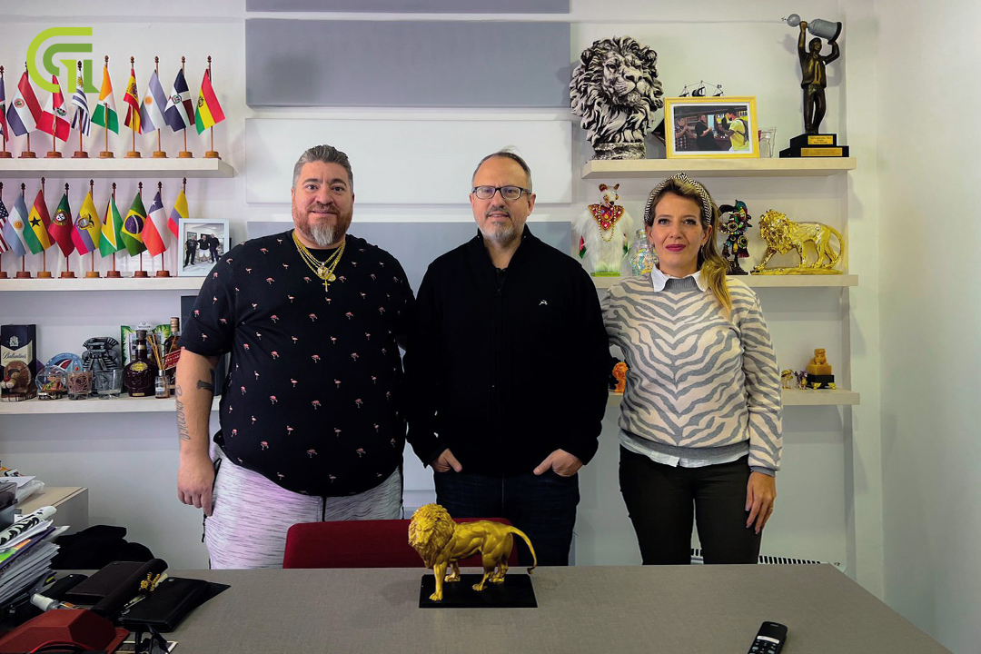 Visita del intendente Diego Valenzuela en Grupo Uno