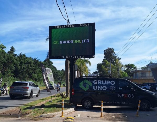 Canning, Buenos Aires. Pantalla Outdoor 3x2 mts  P5
