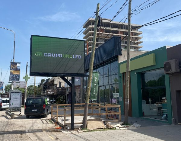 Canning, Buenos Aires. Pantalla Outdoor 3x2 mts  P5