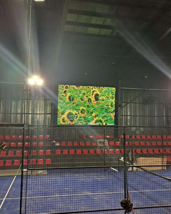 Canning, Buenos Aires. Pantalla Indoor 6x4 mts  P5