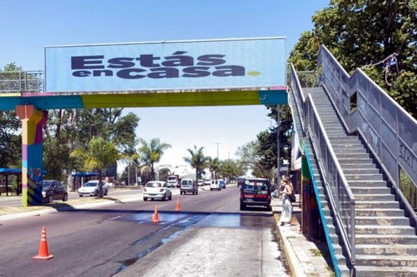 City Bell, Buenos Aires. Pantalla Outdoor 11x2 mts  P10