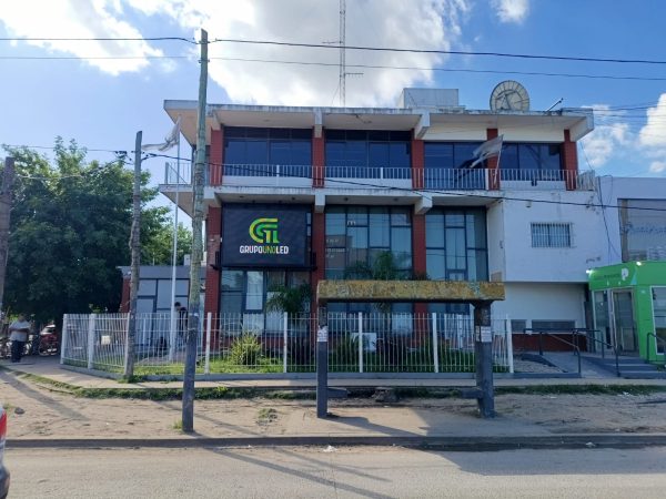 La Plata, Buenos Aires. Pantalla Outdoor 3x2 mts  P10