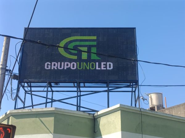 Pergamino, Buenos Aires. Pantalla Outdoor 4x2 mts P10