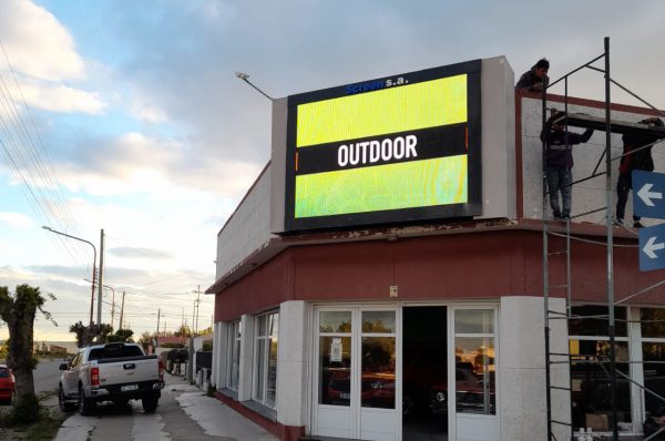 San Julián , Santa Cruz. Pantalla Outdoor 3x2 mts  P10