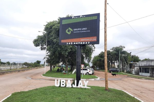 Ubajay, Entre Ríos. Pantalla Outdoor 3x2 mts  P10