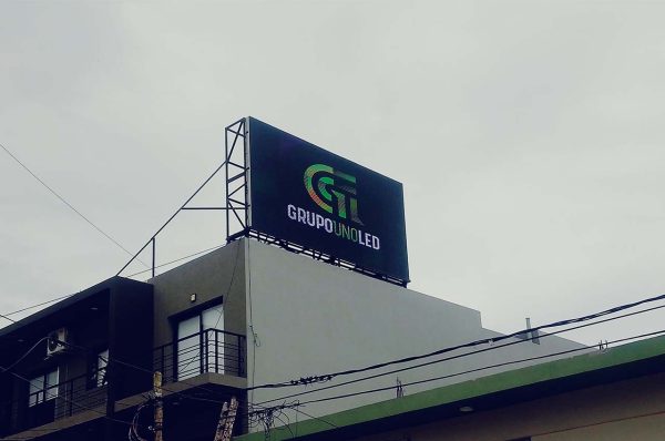 Villa de Mayo, Buenos Aires. Pantalla Outdoor 6x3 mts P10