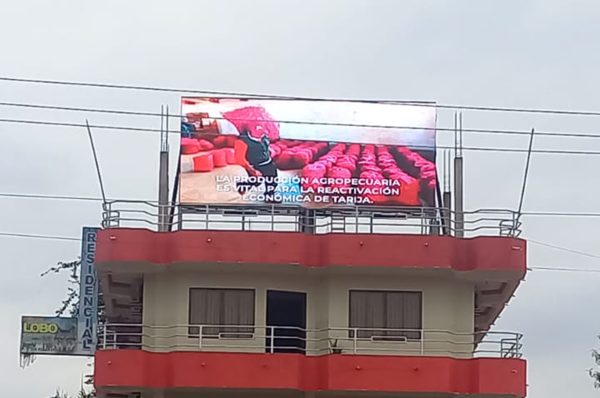  Villamontes Tarija, Bolivia. Pantalla Outdoor 7x3 mts  P10