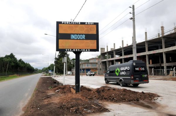 Canning, Buenos Aires. Pantalla Outdoor 3x2 mts  P10