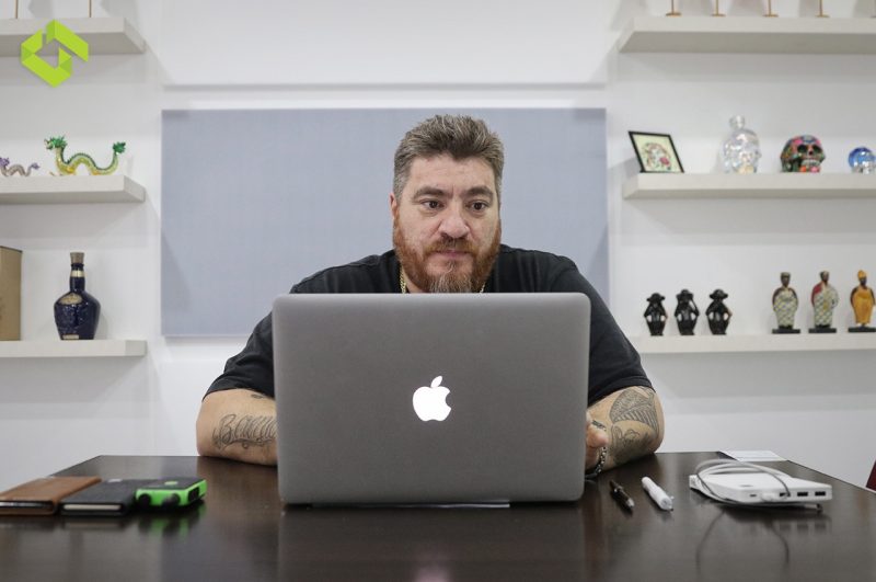 Javier Miranda y su decisión de cómo afrontar la crisis en Argentina.