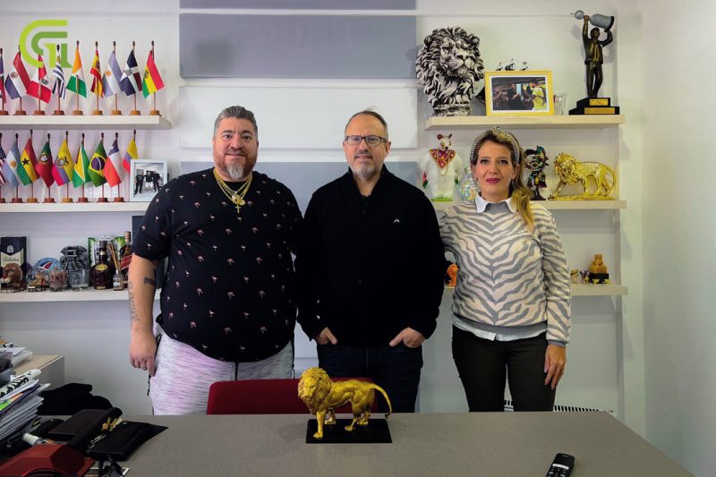 Visita del intendente Diego Valenzuela en Grupo Uno